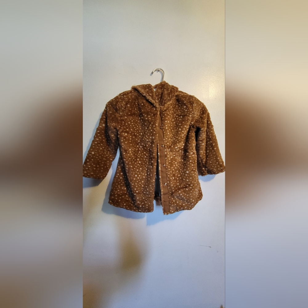 Tahari Brown Animal Print Cape Plush Fabric
